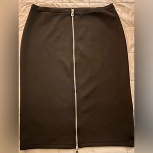 Women's XL skirt - I❤️ronsop- zipper from waist to below the knee hem.